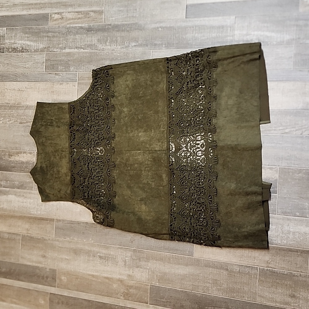 Colleen Lopez brand womans vest - Picture 9 of 9